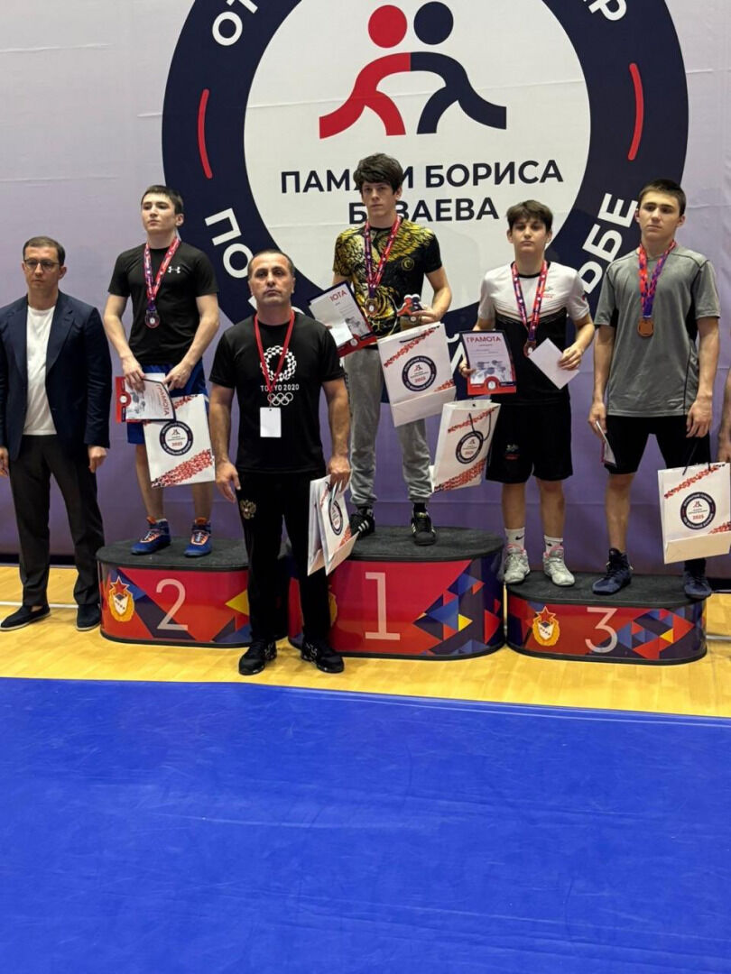 турнир